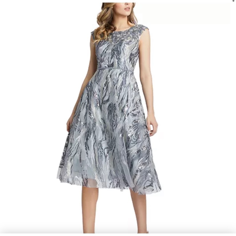 NWOT Mac Duggal cocktail dress